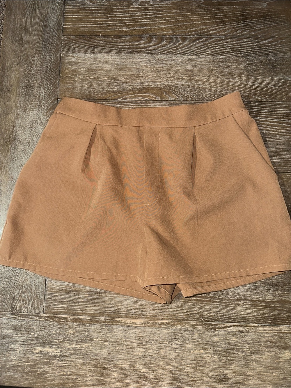 Altar'd State High-Waist Pleated Shorts — Tan women’s size Large
